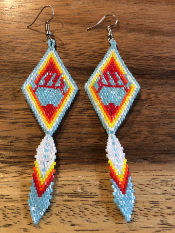 Brick stitch beaded earrings with bear paw and feather (BSC-BPAW)